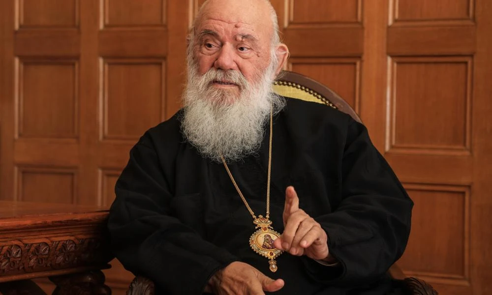 «Η Ιστορία είναι ακόμα δέσμια του κακού»- Το μήνυμα του Αρχιεπισκόπου Ιερώνυμου για την Ανάσταση (Βίντεο)
